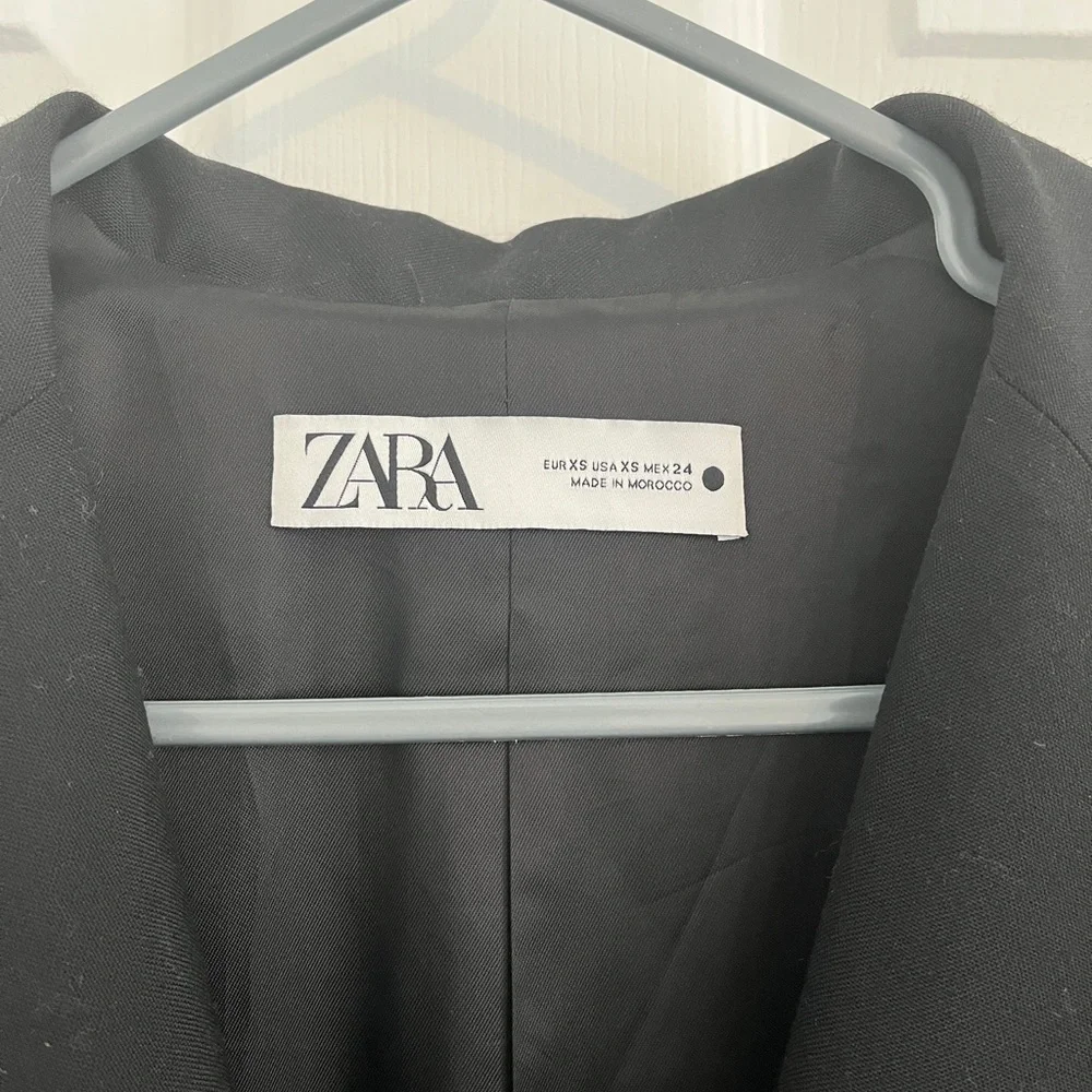 ZARA - Picture 2 of 3